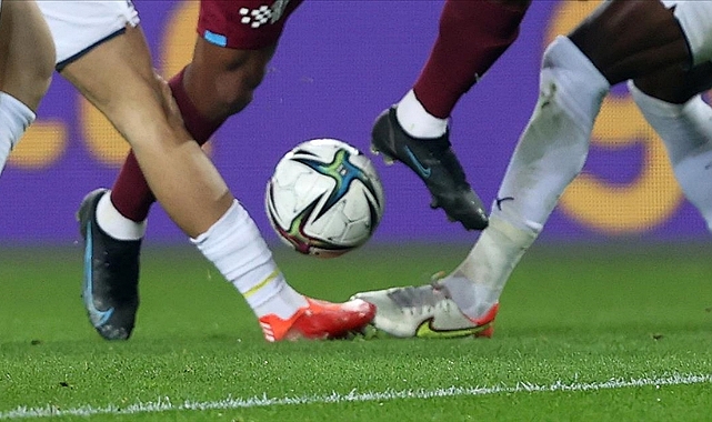 Fenerbahçe Trabzonspor'a Konuk Oluyor