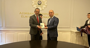 Bakan Özer Mevkidaşı Emin Amrullayev İle Azerbaycan'da Bir Araya Geldi