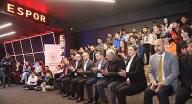 Of'ta E-Spor Fırtınası