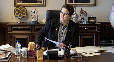 78 Depremzede Çocuk Ailesine Teslim Edildi