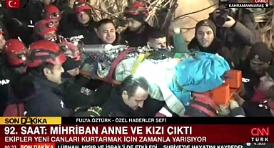 92. Saatte Enkazdan El Sallayarak Çıktı