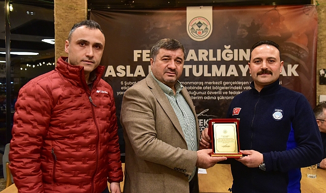 Aytekin Şenlikoğlu'ndan Afet Bölgesinden Dönen Personellere Teşekkür Plaketi