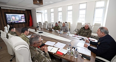 Bakan Akar'dan “Asker Kışladan Geç Çıkarıldı” Söylemlerine Tepki