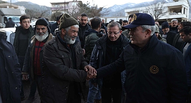 Bakan Hulusi Akar Deprem Bölgesi Hatay'ı Ziyaret Etti