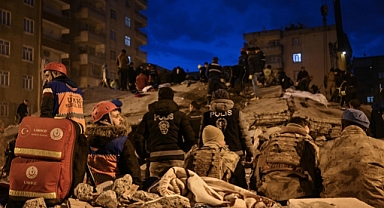 Depremde Can Kaybı 3381'e Yükseldi