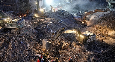 Depremde Can Kaybı 41 Bin 020