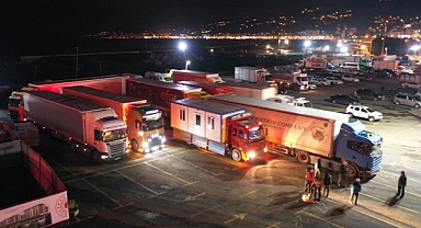 Tırlar Çadır Kent İçin Rize'den Yola Çıktı