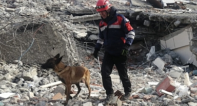 Trabzon Büyükşehir Belediyesi Kardeş Şehir Kahramanmaraş İçin Seferber Oldu