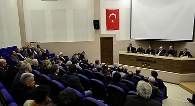 Bakanlar Varank ve Dönmez Depremden Etkilenen Sanayicilerle Görüştü