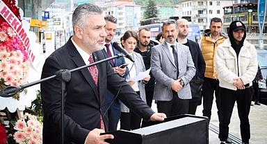 Ak Parti Trabzon Milletvekili Adayı Yılmaz Büyükaydın Çalışmalarını Sürdürüyor