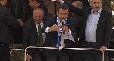 Ekrem İmamoğlu'na Erzurum'da Taşlı Saldırı