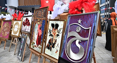 Kadınlar El Emeği Ürünleri Görücüye Çıktı