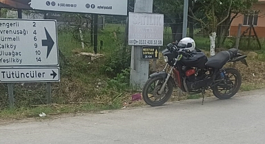 Otomobille Çarpışan Motosiklet Sürücüsü Yaralandı