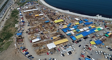 Kurban Satış ve Kesim Yerlerinde Yoğunluk Yaşanıyor