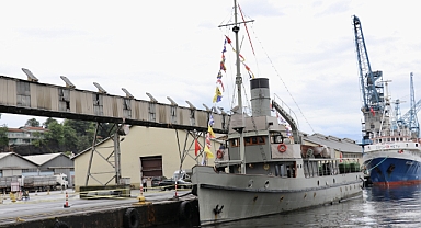 Nusret Müze Gemisi Trabzon'da Ziyaretçilerini Beklİyor