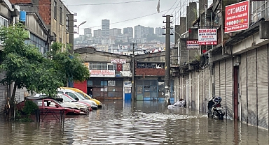 Samsun'da Şiddetli Yağış Sel ve Taşkınlara Neden Oldu