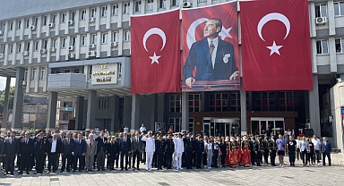 Zonguldak'ın Kurtuluşu'nun 102. Yıl Dönümü Törenle Kutlandı