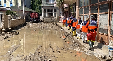 AFAD Zonguldak'ta Selin Yaralarını Sarmak İçin Çalışıyor