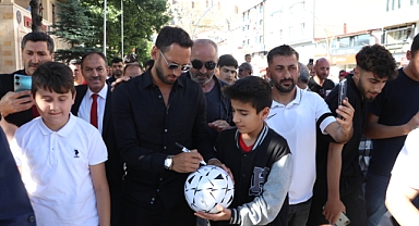 Hakan Çalhanoğlu Memleketi Bayburt'ta Coşkuyla Karşılandı