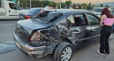 Karabük'te 3 Aracın Karıştığı Kazada 9 Kişi Yaralandı