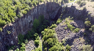 Milyon Yıllık Bazalt Kayalıklar Turizme Açılıyor