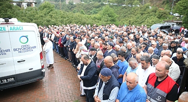 Taşkında Kaybolan Kadının Cenazesi 14 Gün Sonra Defnedildi