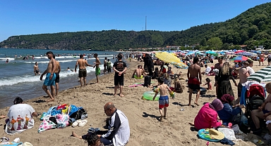 Tatilci Yoğunluğu Sebebiyle İnkumu Beldesi Özel Araç Girişine Kapatıldı