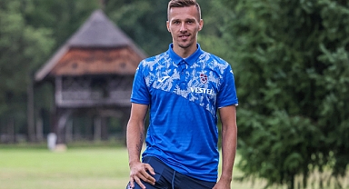 Trabzonspor'un Yeni Transferi Mislav Orsic Basın Toplantısında Konuştu