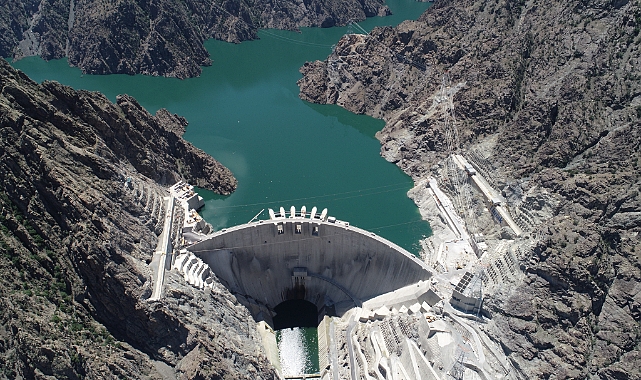 Yusufeli Barajı'nda Su Yüksekliği 177 Metreye Ulaştı