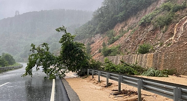 Zonguldak - İstanbul Yolunda Heyelan
