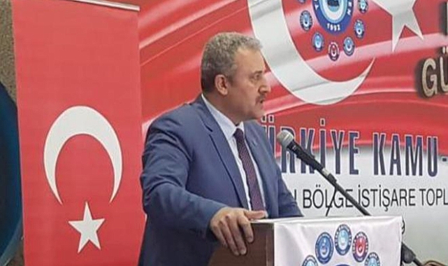 Kamu-Sen Trabzon Şubesi'nden Trabzon'un Fethi ve Ayinle İlgili Basın Açıklaması