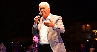 Prof. Dr. Nihat Hatipoğlu Trabzon'da Söyleşi Düzenledi