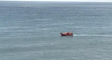 Trabzon'da Denizde Kaybolan Genci Arama Çalışmaları Sürüyor