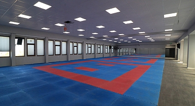 Akçaabat Belediyesi'nin Eski Düğün Salonu Spor Merkezine Dönüştürüldü