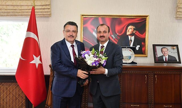 Başkan Genç: "Eğitim Söz Konusu Olduğunda Akan Sular Durur"