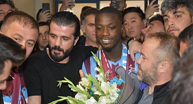 Nicolas Pepe'ye Trabzon'da Coşkulu Karşılama