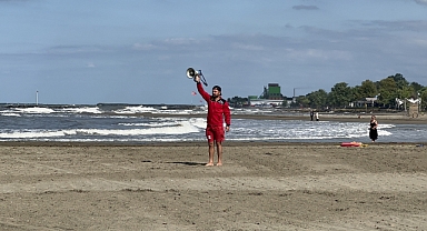 Ordu'da Rüzgar Nedeniyle Denize Girmek Yasaklandı