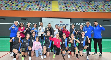 Başkan Genç Trabzonluları Hentbol Maçına Davet Etti