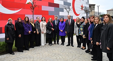 KKTC Cumhurbaşkanı Ersin Tatar Ortahisar Belediyesi'ni Ziyaret Etti