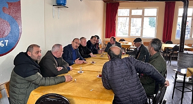 Düzköy Belediye Başkan Adayı Çelenk 