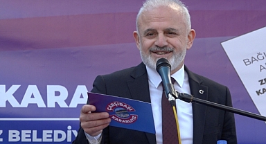 Zekeriya Karaçengel Bağımsız Adaylığını İlçe Meydanından Duyurdu