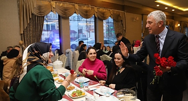 Başkan Sarıalioğlu Sağlık Çalışanları İle İftarda Bir Araya Geldi