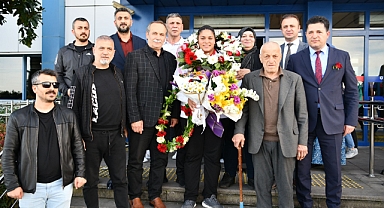 Avrupa Şampiyonu Havvanur Kentühüda Memleketi Trabzon'da Coşkuyla Karşılandı
