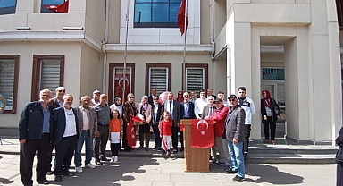 CHP Of İlçe Başkanlığı 23 Nisan Nedeniyle Basın Açıklaması Yaptı