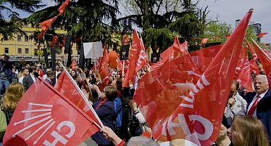 CHP Trabzon'dan Coşkulu 23 Nisan Kutlaması