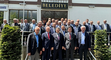 Başkan Genç, İlçe Belediye Başkanlarıyla Tonya'ya Çıkarma Yaptı