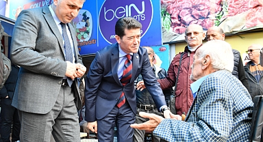 Başkan Kaya Engelli Vatandaşa Akülü Sandalye Hediye Etti