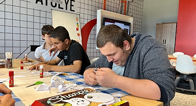 Özdemir Bayraktar Bilim Merkezi Engelleri Kaldırıyor