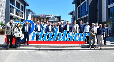 CHP Genel Başkan Yardımcısı Gökhan Zeybek Trabzon'u Ziyaret Etti