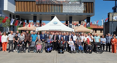 Ortahisar Belediyesi Engelli Bireylerin Yüzünü Güldürüyor